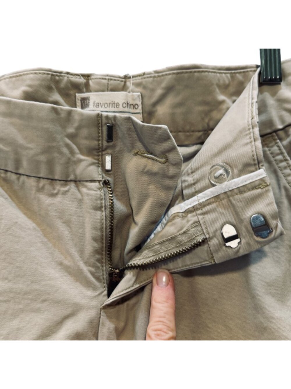 Gap Favorite Chinos Women's Size 4 Ankle Wide Leg Light Khaki Cotton Y2K Style - Picture 4 of 9